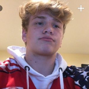 Meet your Posher, Stefan